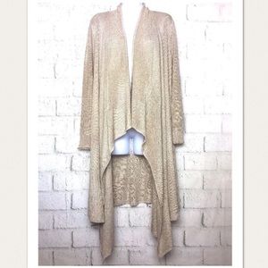 💋White House Black Market waterfall Cardigan